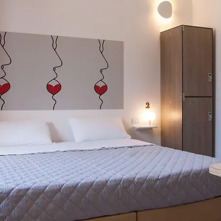 Lobby Collective - Hostal Lecce
