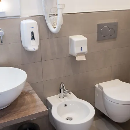 Lobby Collective - Hostel *