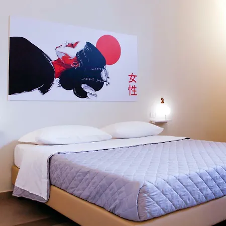 Lobby Collective - Hostel