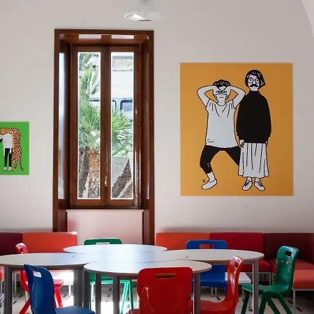 Lobby Collective - Hostel