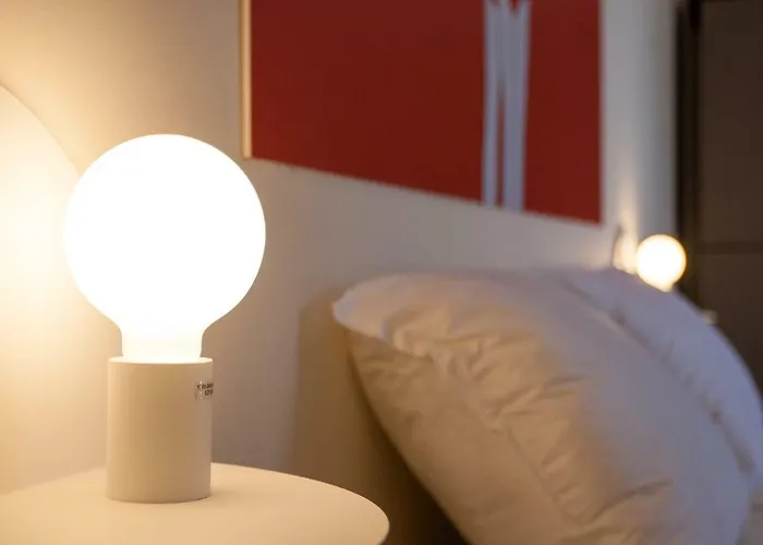 אכסניה Lobby Collective -