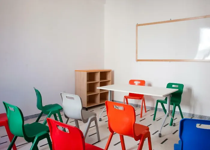 Lobby Collective - לצ'ה