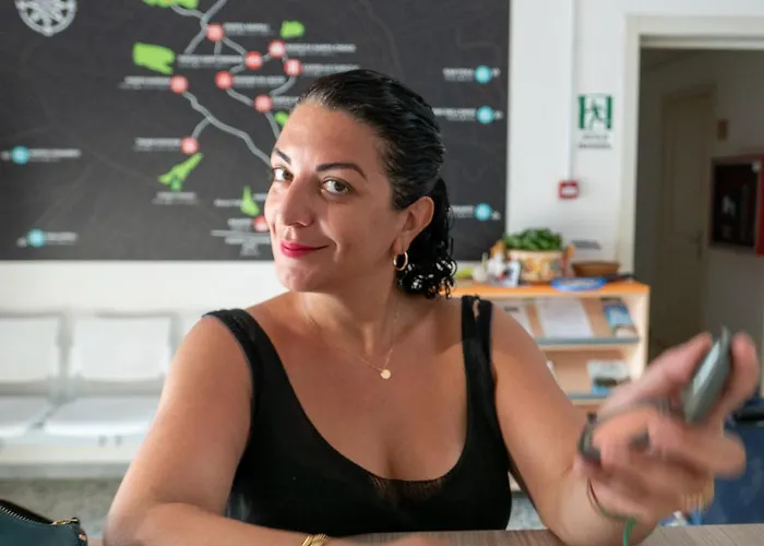 Lobby Collective - אכסניה